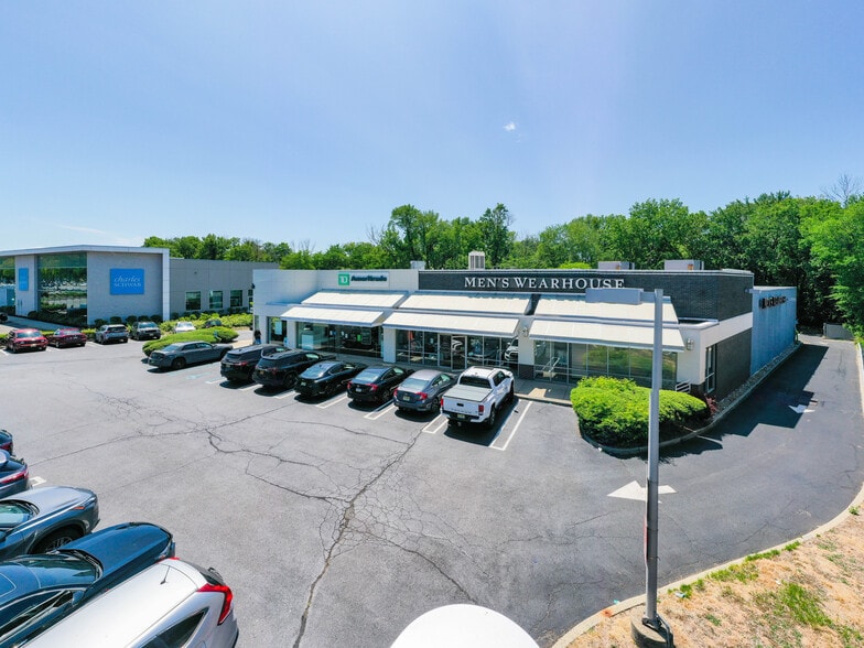 More Photos Of 165 Route 17 South, Paramus Freestanding For Lease