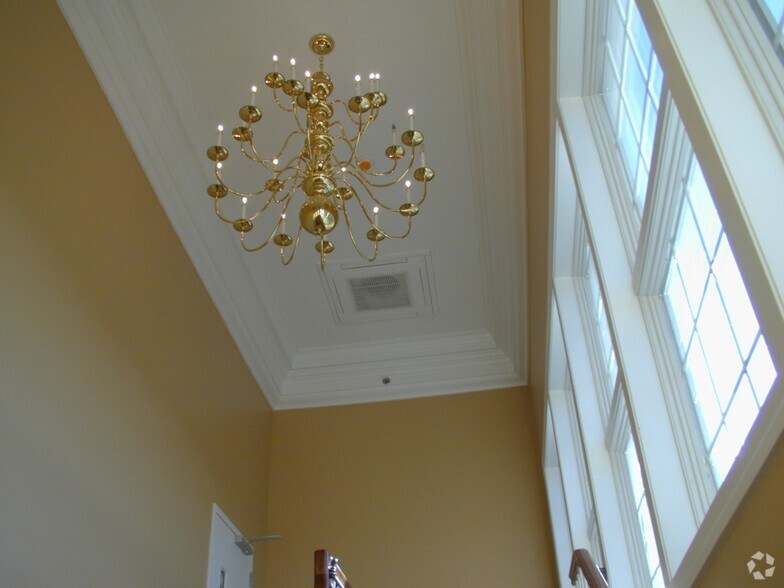 More Photos Of 222 Carter Dr, Middletown Medical For Sale