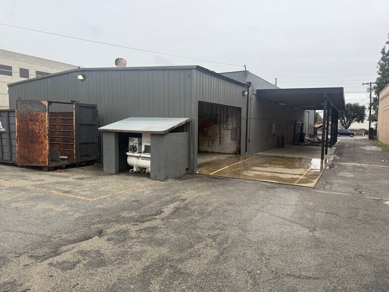 More Photos Of 5530-5534 Arrow Hwy, Montclair Unknown For Lease