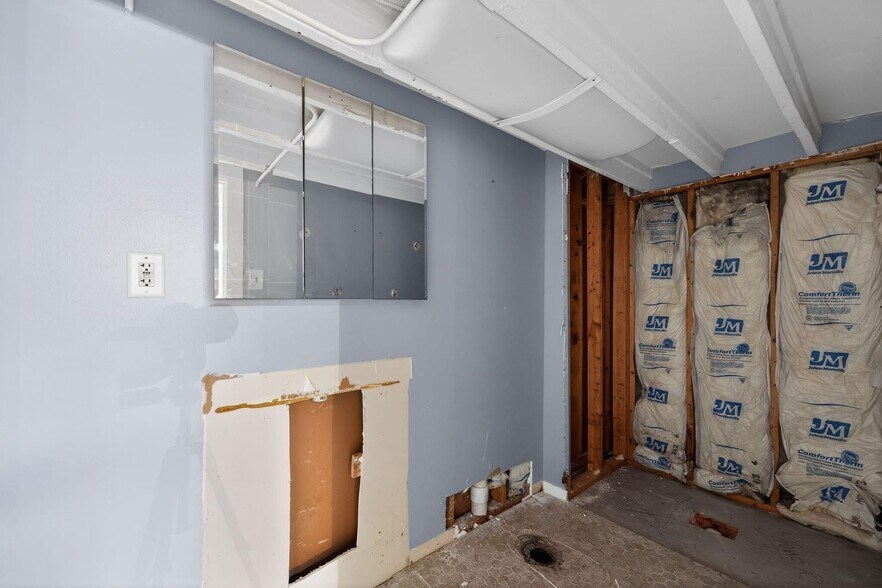 More Photos Of 7235-7241 Calumet Ave, Hammond Freestanding For Sale