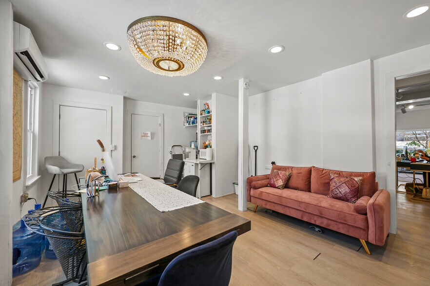 More Photos Of 402 Park St, Housatonic Office For Lease