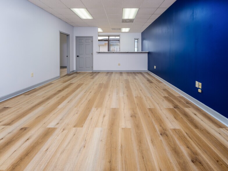 More Photos Of 621-625 Huntsman Ct, Gastonia Medical For Lease