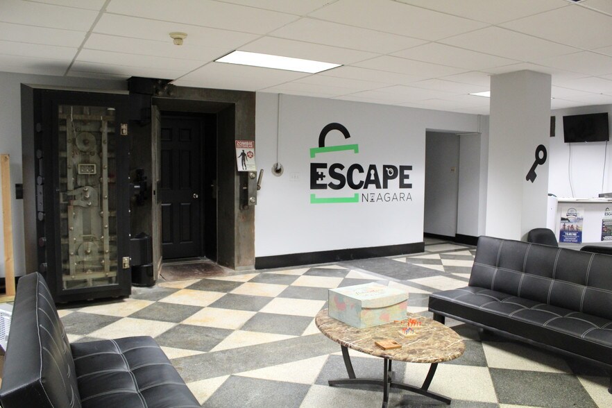 More Photos Of 225 Old Falls St, Niagara Falls Office For Lease