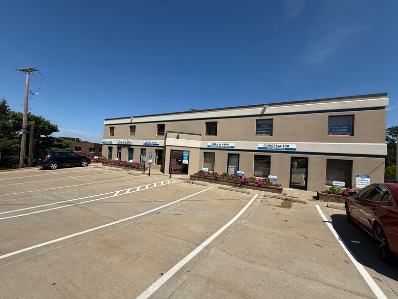 More Photos Of 1738 N Highland Rd, Pittsburgh Office For Sale