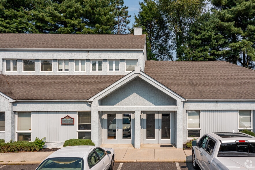 More Photos Of 112 Haddontowne Ct, Cherry Hill Medical For Sale