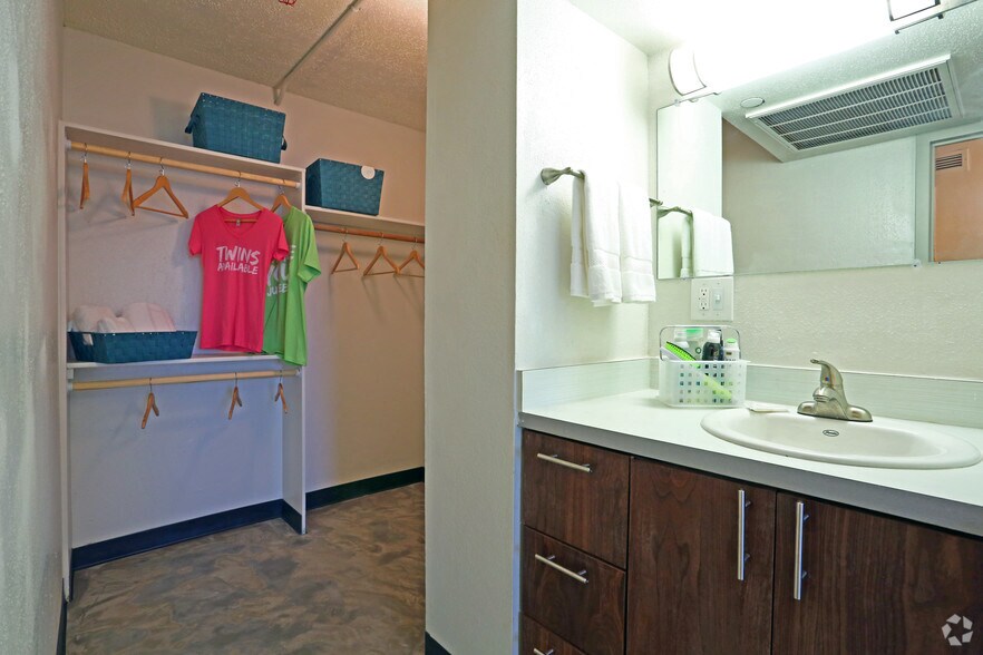 More Photos Of 2021 Guadalupe St, Austin Coworking Space