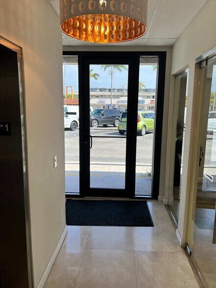 More Photos Of 3035 E Commercial Blvd, Fort Lauderdale Medical For Sale
