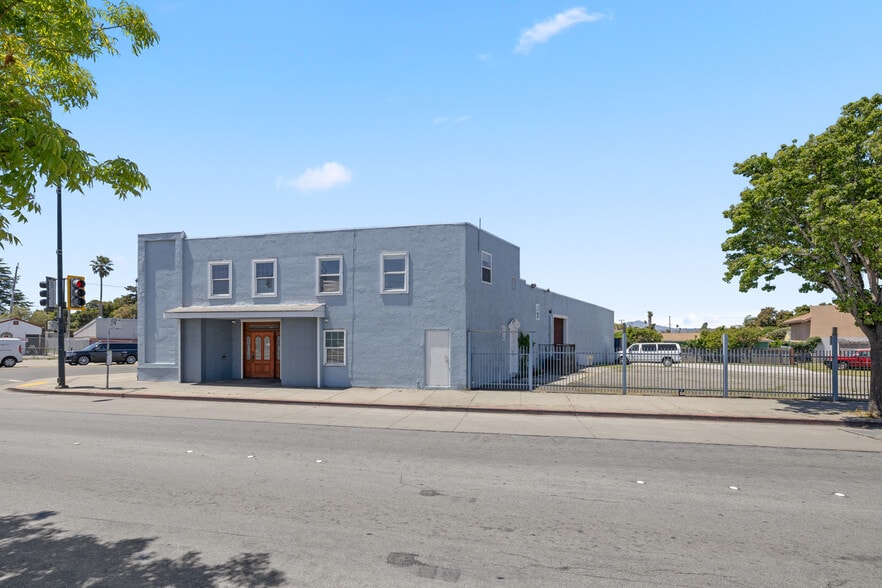 More Photos Of 13041 San Pablo Ave, San Pablo Freestanding For Lease
