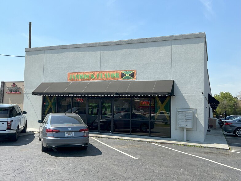 More Photos Of 6523 Highway 85, Riverdale Storefront For Sale