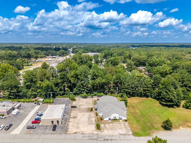 More Photos Of 16 Opportunity Dr, Sheridan Office For Sale