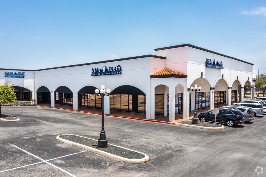 More Photos Of 9107 Marbach Rd, San Antonio Unknown For Lease