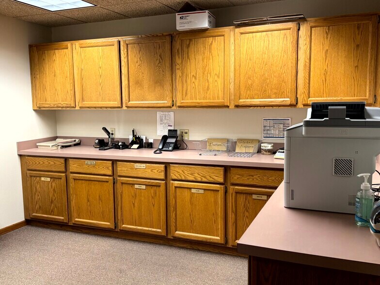 More Photos Of 100 1st Ave N, Great Falls Office For Sale