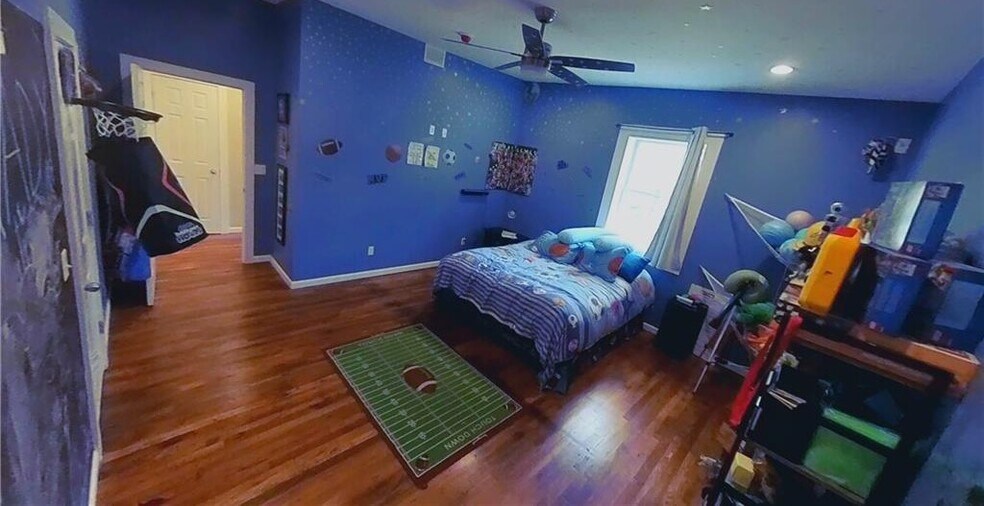 More Photos Of 1500 Hansford St, Charleston Warehouse For Sale