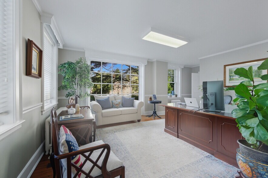 More Photos Of 5807 Kennett Pike, Wilmington Office For Sale