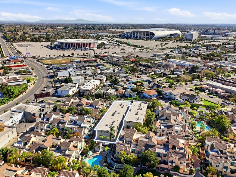 More Photos Of 427 E Tamarack Ave, Inglewood Apartments For Sale