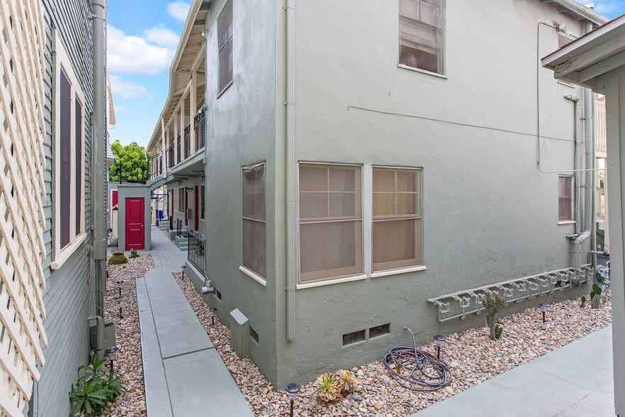 More Photos Of 1130-1134 11th Ave, San Diego Apartments For Sale