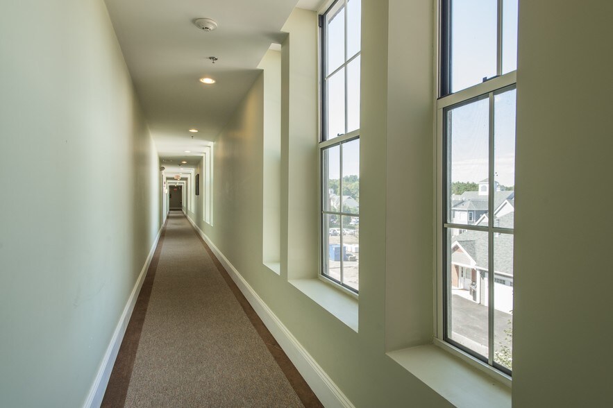 More Photos Of 28 Chestnut St, Foxborough Apartments For Sale