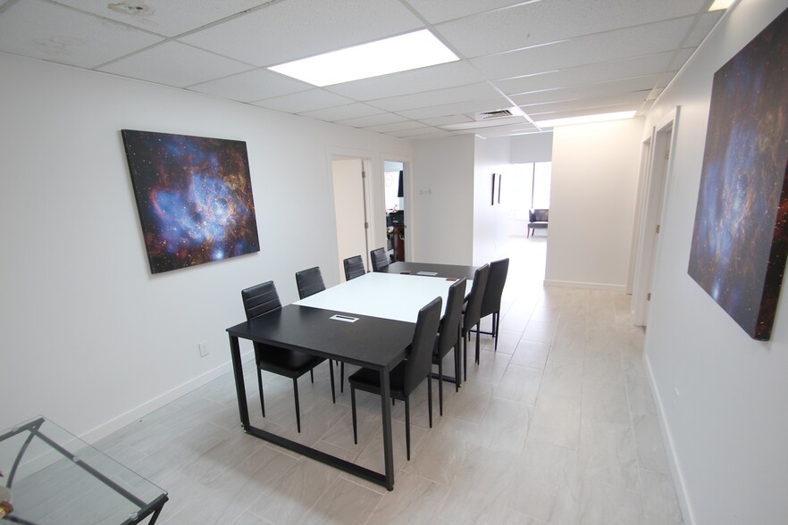 More Photos Of 1781-1811 Pearl Rd, Brunswick General Retail For Lease