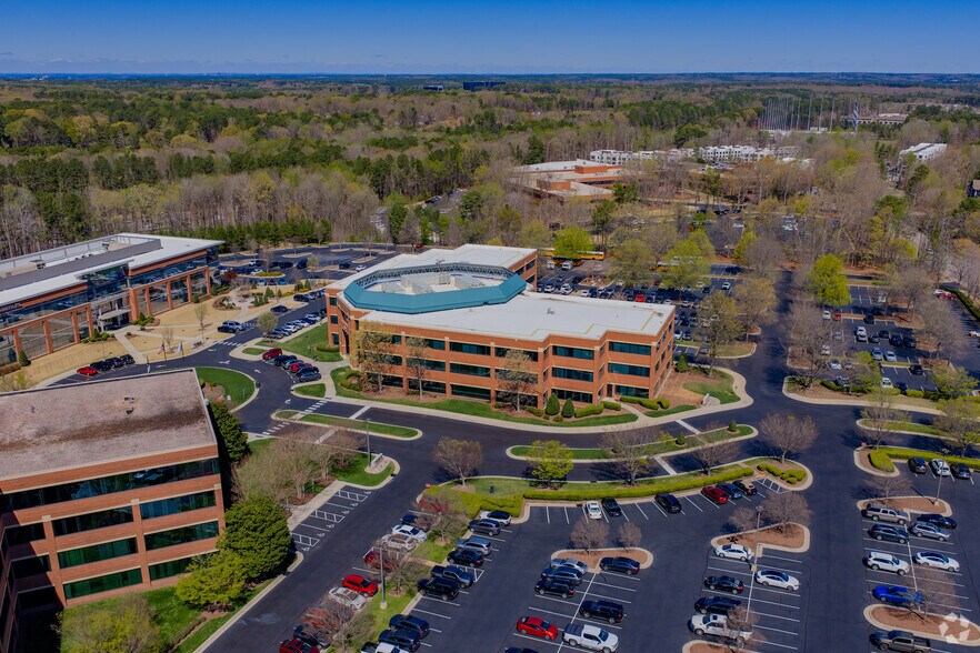 More Photos Of 801 Corporate Center Dr, Raleigh Office Residential For Lease