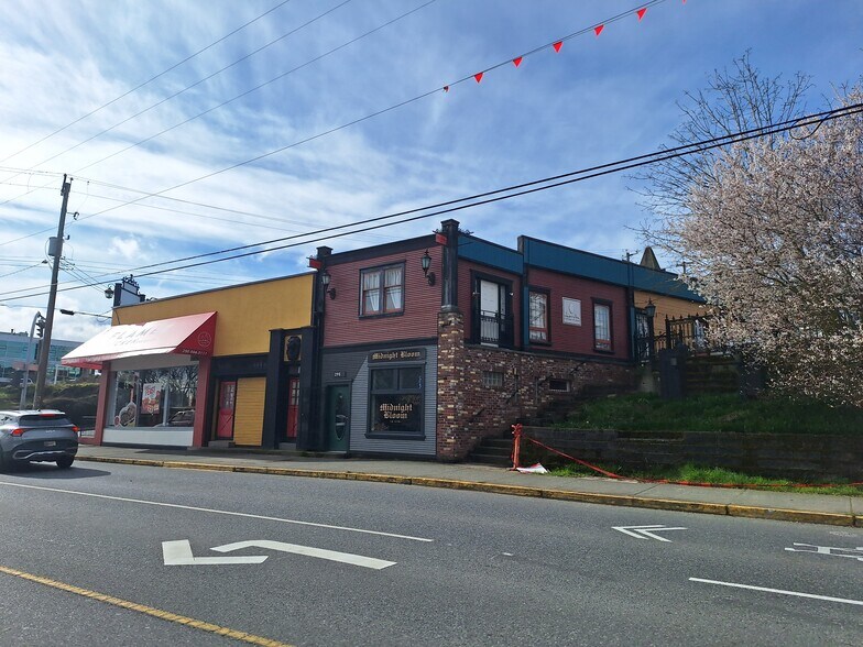 More Photos Of 291 Wallace St, Nanaimo General Retail For Sale