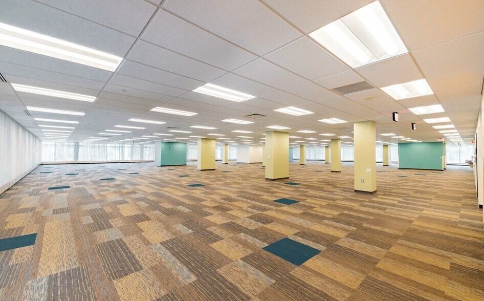 More Photos Of 20500 Civic Center Dr, Southfield Office For Sale