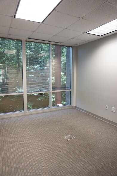 More Photos Of 6880 Perry Creek Rd, Raleigh Office For Lease