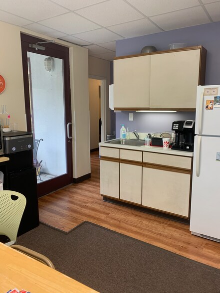 More Photos Of 930 Martin Luther King Jr Blvd, Chapel Hill Office For Lease