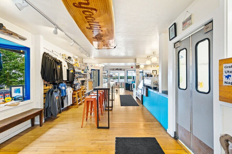 More Photos Of 4113 Main St, Fish Creek Storefront Retail Residential For Sale