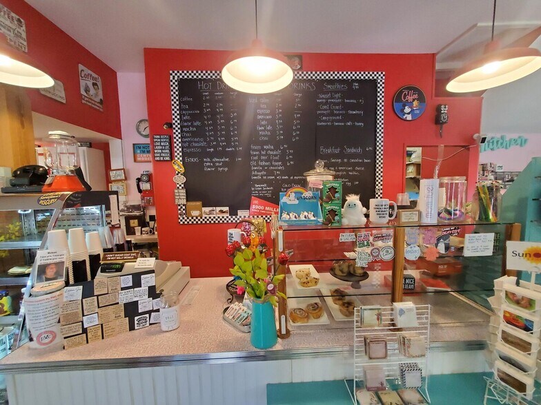 More Photos Of 5030 State Hwy, Eastham Freestanding For Sale