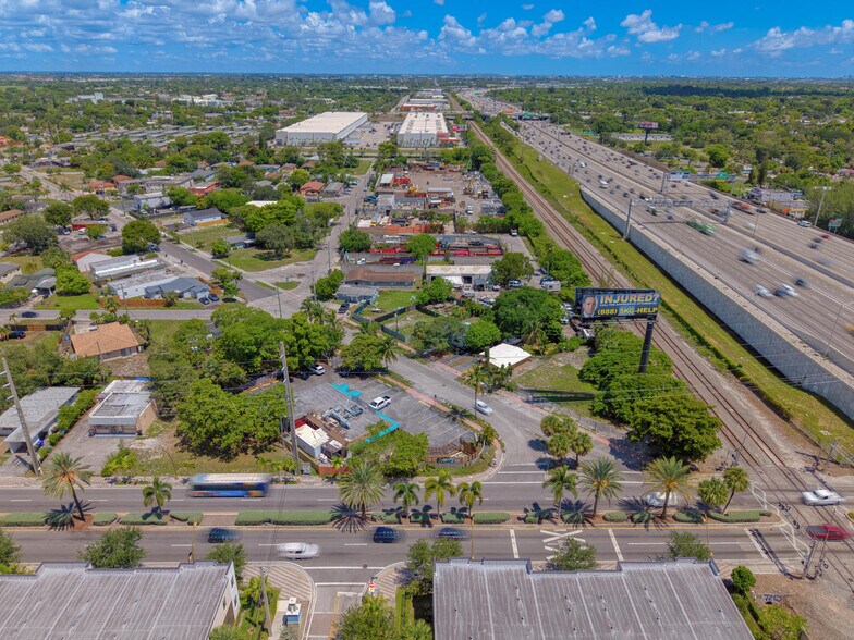 More Photos Of 601 NW 22nd Rd, Fort Lauderdale Restaurant For Sale