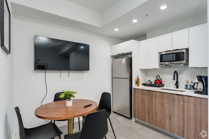 More Photos Of 1343 NW 1st St, Miami Hospitality For Sale