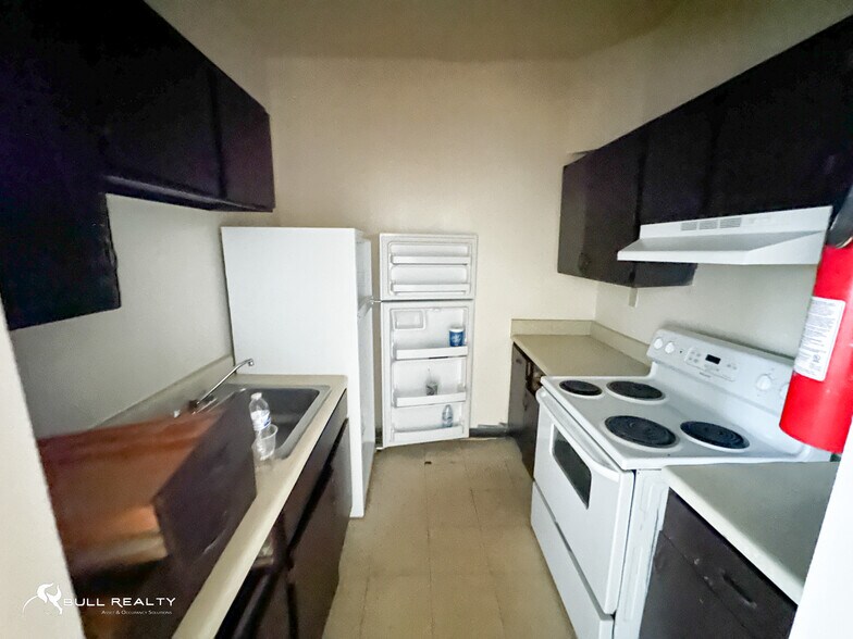 More Photos Of 620 Parkway Dr NE, Atlanta Apartments For Sale