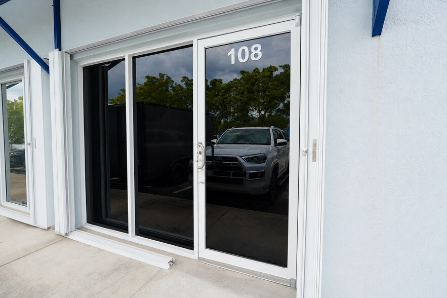 More Photos Of 20841 Johnson St, Pembroke Pines Warehouse For Sale