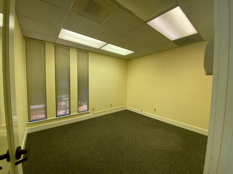 More Photos Of 201 John St, Salinas Office For Lease
