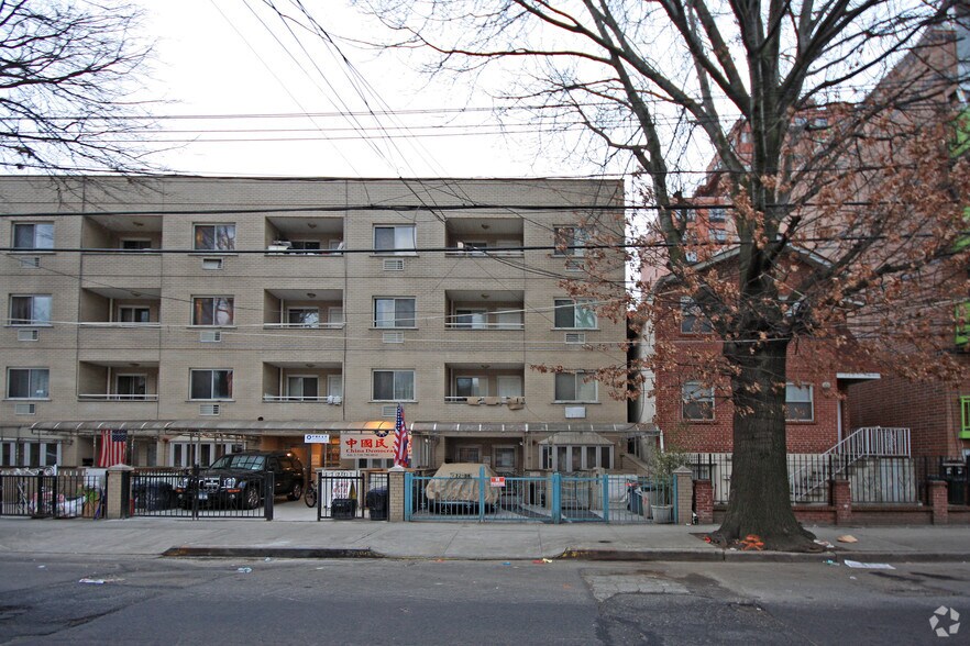 More Photos Of 132-38 &-13244 41st Ave, Flushing Apartments For Sale