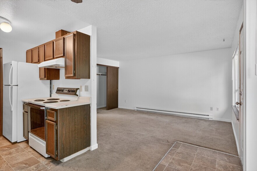 More Photos Of 19109-19123 SE Yamhill St, Gresham Apartments For Sale