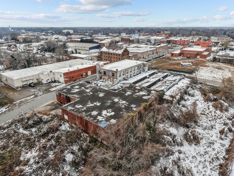 More Photos Of 103 Harrison St, Reidsville Manufacturing For Sale