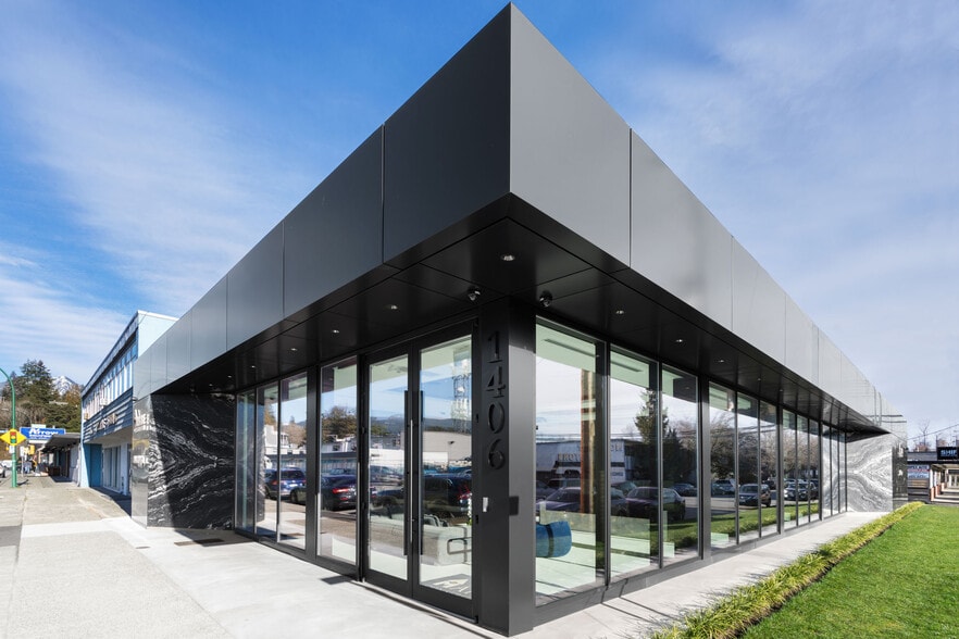 More Photos Of 1406 Pemberton Ave, North Vancouver Storefront For Sale
