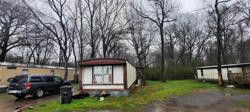 More Photos Of 188 Fields St, Russellville Multifamily For Sale