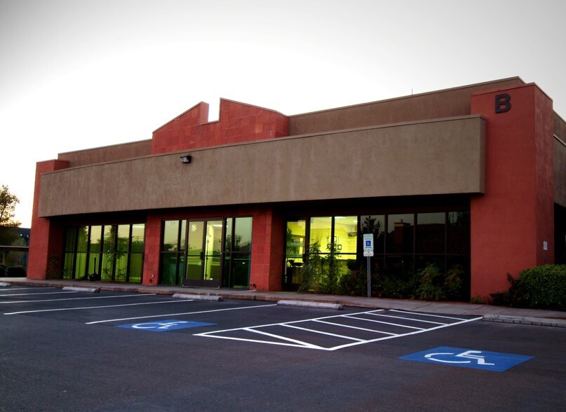 More Photos Of 4270 S Decatur Blvd, Las Vegas Medical For Lease