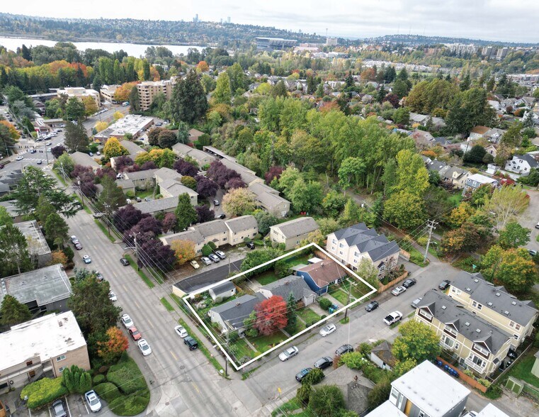More Photos Of 3907 NE 50th St, Seattle Land For Sale