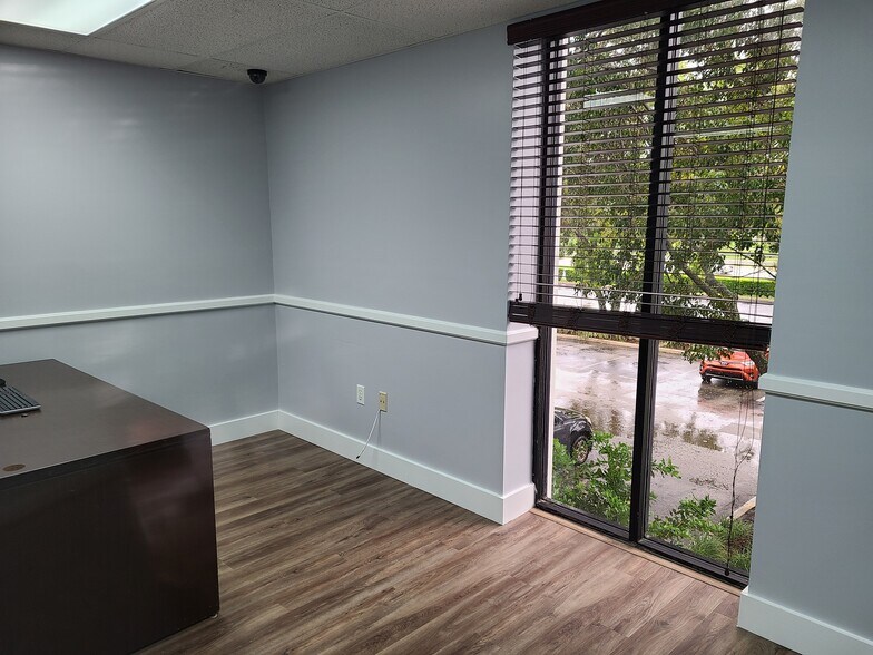 More Photos Of 1601 N Palm Ave, Pembroke Pines Medical For Lease