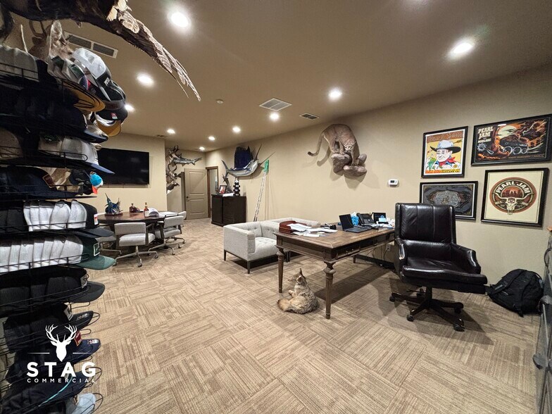 More Photos Of 7420 FM 2449, Ponder Office For Lease