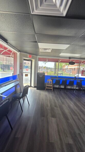 More Photos Of 521 Broadway St, Quantico General Retail For Lease