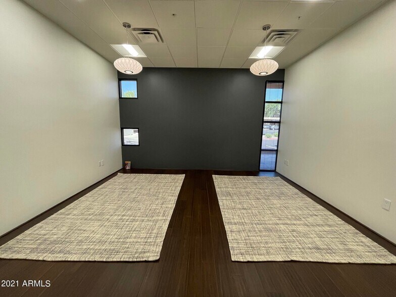 More Photos Of 8165 E Indian Bend Rd, Scottsdale Medical For Lease