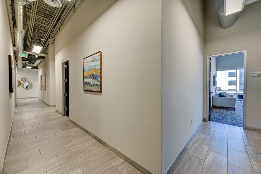 More Photos Of 8906 Spanish Ridge Ave, Las Vegas Office For Sale