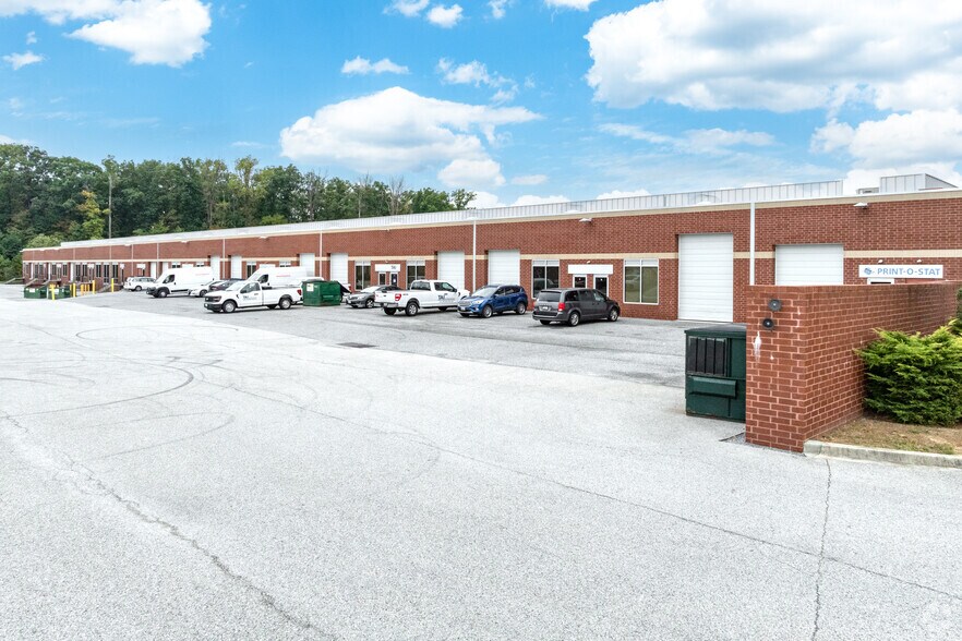 More Photos Of 811 Pinnacle Dr, Linthicum Heights Research And Development For Lease