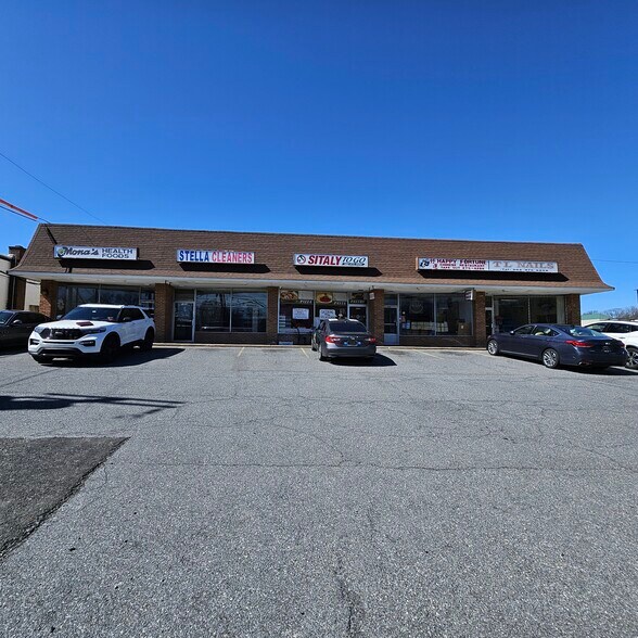 More Photos Of 1802-1810 Marsh Rd, Wilmington Unknown For Lease