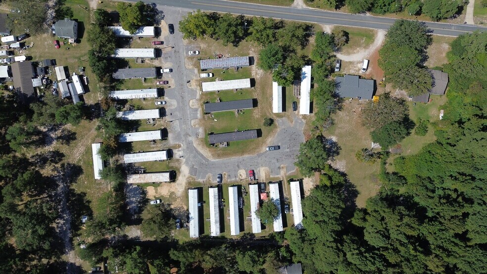 More Photos Of 5602 Hardwick Ln, Fayetteville Manufactured Housing Mobile Home Park For Sale