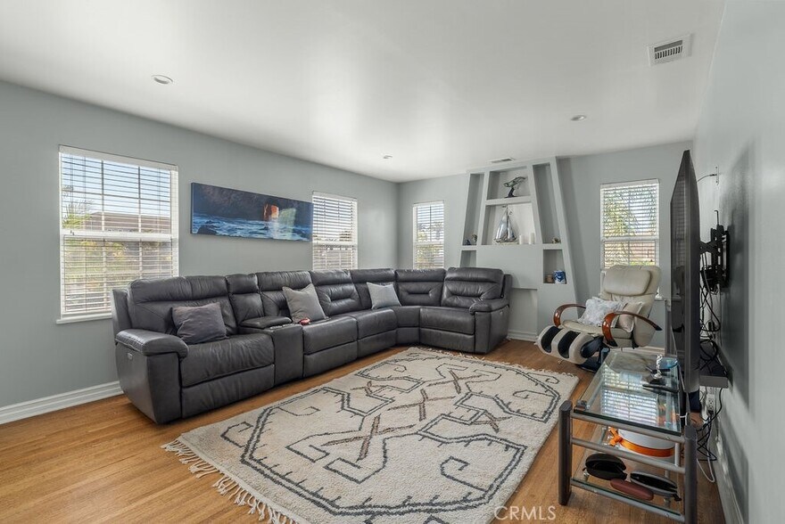 More Photos Of 3703 S Patton Ave, San Pedro Apartments For Sale